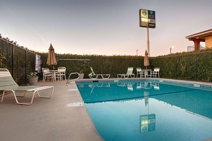 Pool 12 of 19